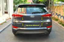 Hyundai Tucson TL 2016–2021 Kromliste over nummerpladen (2015–2018, øvre, bred, rustfrit stål) foto 2