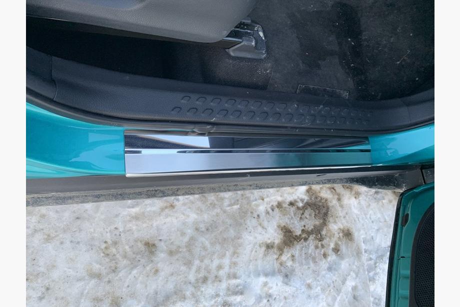 Toyota C-HR 2016–2023 Dørtrinslister Nathaniko (4 stk., rustfrit stål) Foto 2