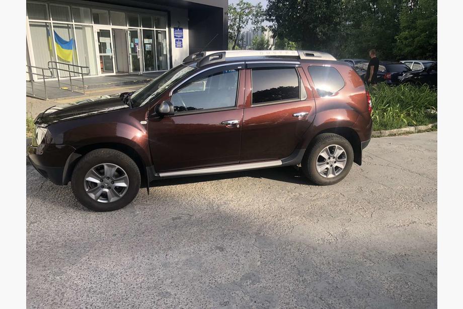 Dacia Duster 2008–2018 Vindafvisere med kromliste (4 stk., Niken) Image