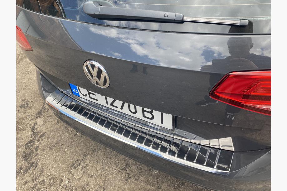 Volkswagen Passat B8 2015–2023 Krom beskyttelsesliste til bagkofanger Carmos V1 (SW) Foto 6