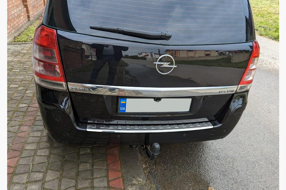 Opel Zafira B 2005–2011 Beskyttelsesliste til bagkofanger Carmos V1 (rustfrit stål) Image