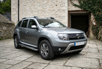 Dacia Duster 2008–2018 Sidetrin Maydos V2 (2 stk., aluminium ↗ rustfrit stål) foto 1