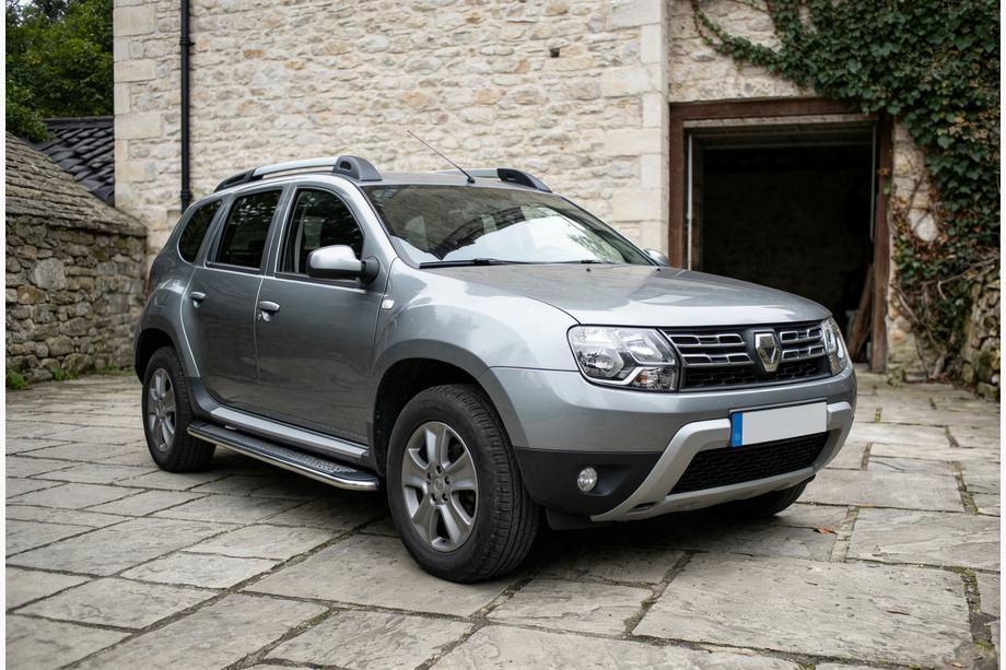 Dacia Duster 2008–2018 Sidetrin Maydos V2 (2 stk., aluminium ↗ rustfrit stål) Image