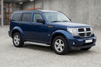 Dodge Nitro 2006–2011 Sidetrin Maydos V2 (2 stk., aluminium ↗ rustfrit stål) foto 1