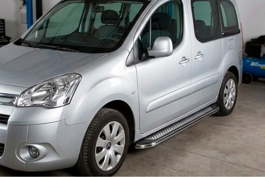 Peugeot Partner Tepee 2008–2018 Sidetrin Maydos V2 (2 stk., aluminium ↗ rustfrit stål) Image