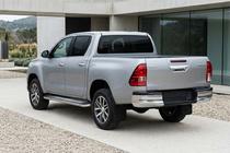 Toyota Hilux 2015– Sidetrin Maydos V2 (2 stk., aluminium ↗ rustfrit stål) foto 3