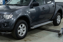 Fiat Fullback 2016– Sidetrin Maydos V2 (2 stk., aluminium ↗ rustfrit stål) foto 1