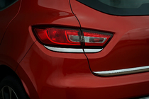 Renault Clio IV 2012–2019 Baglygteafdækning (2 stk., sort krom) foto 1