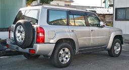 Nissan Patrol Y61 1997–2011 Safari bodykit-sæt foto 2