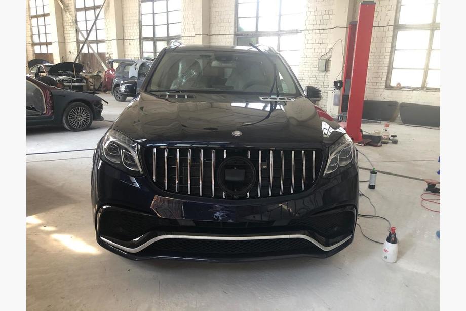 Mercedes GL/GLS class X166 2012–2019 AMG V1 bodykit med komplet kofanger (GLS63) Foto 7