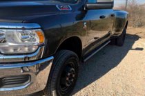 Dodge RAM (DT) 2018– Standard siderør (2 stk., rustfrit stål) foto 4