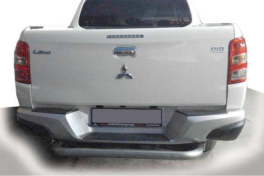 Mitsubishi L200 2015–2024 Bageste beskyttelsesbøjle AK007 (rustfrit stål) Image