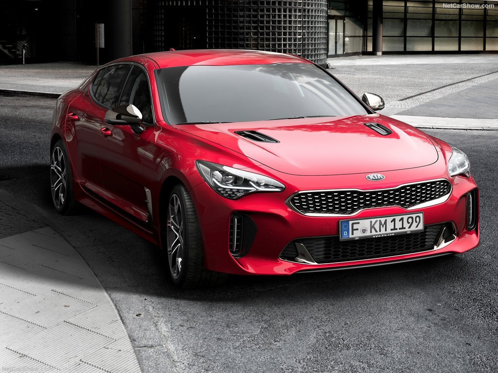 Kia Stinger: Liftback med sportslige manerer