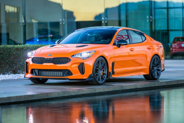 Kia Stinger: Liftback med sportslige manerer