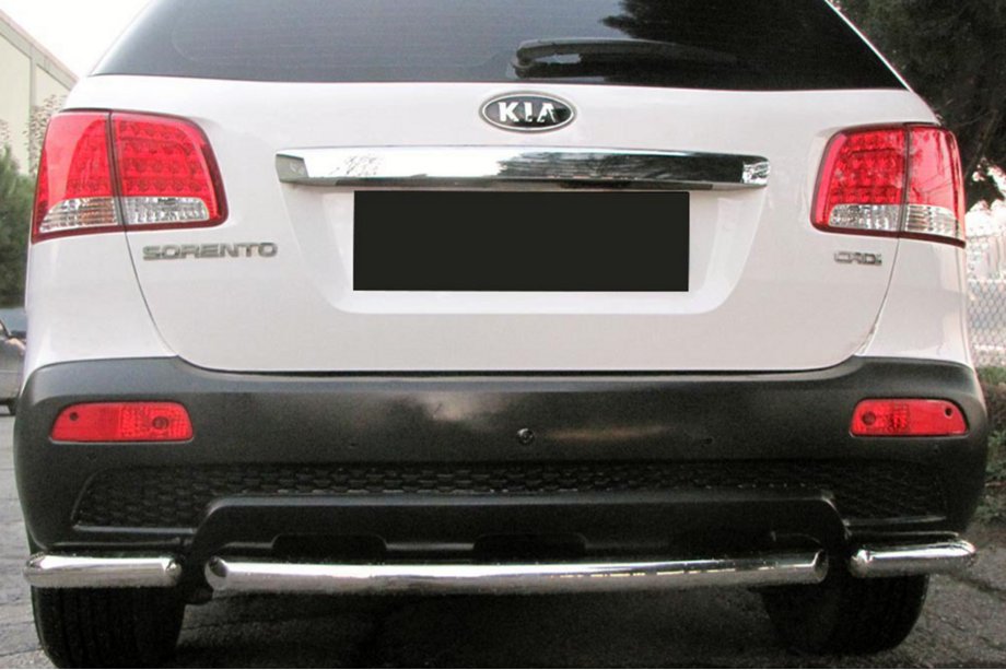 Kia Sorento II XM 2009–2014 Bageste hjørner til center AK007-3 (2 stk., rustfrit stål) Image