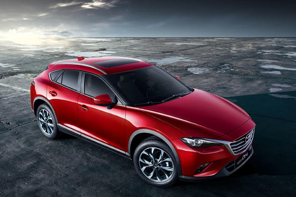 Den kompakte crossover Mazda CX-4