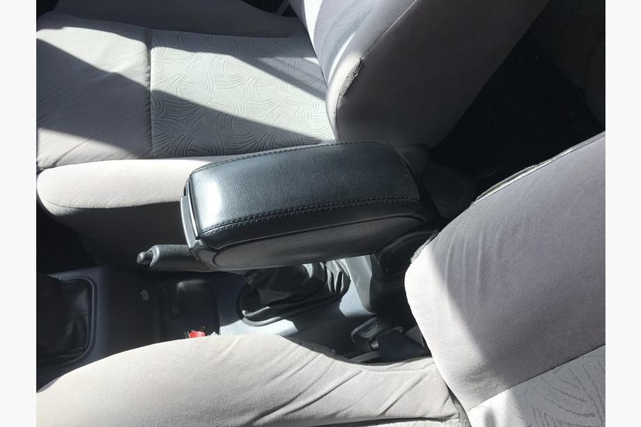 Ford Connect 2002–2006 Armlæn Foto 2