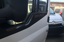 Ford Transit 2000–2014 Vindueslister i rustfrit stål (2 stk.) foto 3