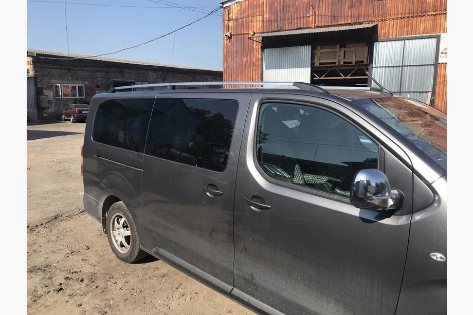 Toyota Proace 2016– Krom tagrælinger Kort akselafstand, plastfod Foto 2