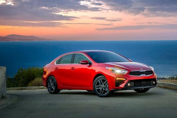 Fjerde generation Kia Cerato sedan