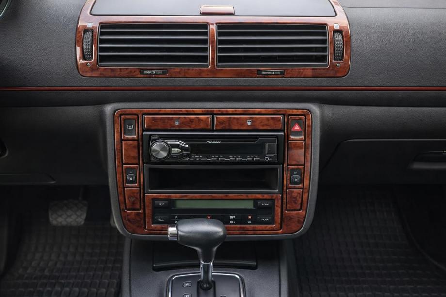 Ford Galaxy 1995–2006 Instrumentbordbeklædning Image