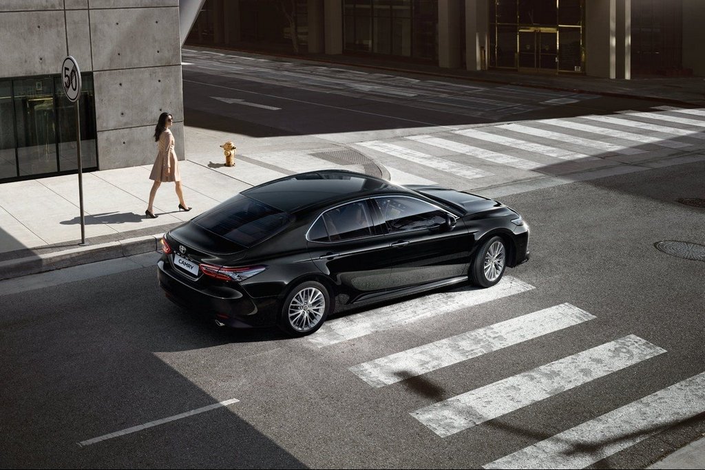 Anden anmeldelse af Toyota Camry 2018-modelåret