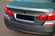 BMW 5-serie F10/F11 2010–2016 Nummerpladeliste over SD (rustfrit stål) foto 4