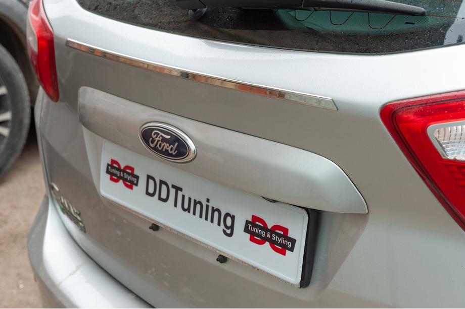 Ford C-Max/Grand C-Max 2010–2019 OmsaLine liste over nummerpladen (rustfrit stål) Image