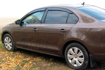 Volkswagen Jetta 2011–2018 Vindafvisere til sideruder (4 stk., HIC) foto 5