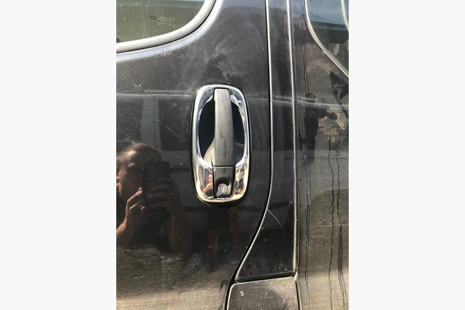 Opel Vivaro 2001–2015 Rammer til dørhåndtag (4 stk., rustfrit stål) Foto 7