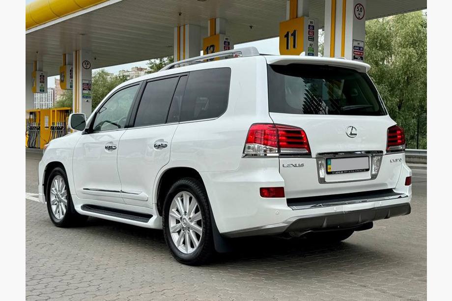 Lexus LX570/450d 2008–2022 F-Sport restyling-karrosserikit 2008-2012 til 2012-2016 Foto 23
