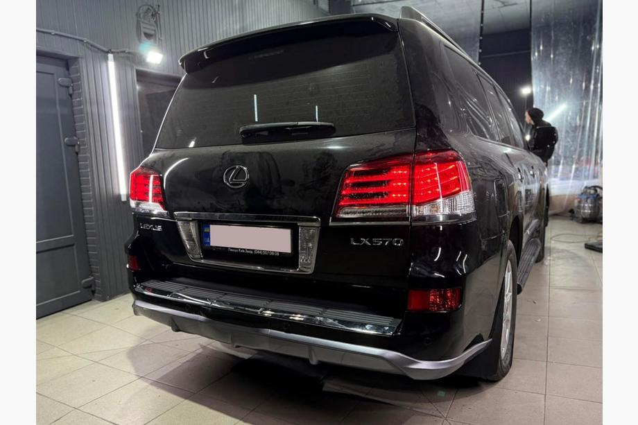 Lexus LX570/450d 2008–2022 F-Sport restyling-karrosserikit 2008-2012 til 2012-2016 Foto 28