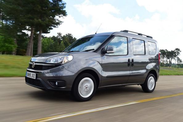 Test af femsæders Fiat Doblo kompaktvan til gods og passagerer Foto 9