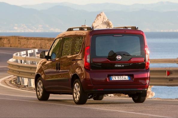 Test af femsæders Fiat Doblo kompaktvan til gods og passagerer Foto 8