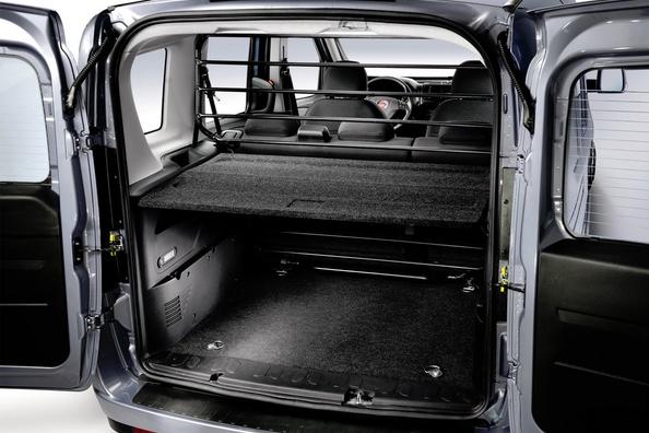 Test af femsæders Fiat Doblo kompaktvan til gods og passagerer Foto 7