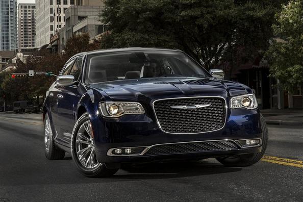 Test af Chrysler 300 sedan, 2. generation Foto 9