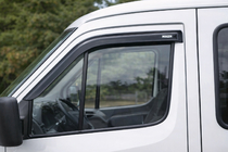 Mercedes Sprinter W901/902/903/904/905 1995–2006 Vindafvisere (2 stk., Niken) foto 1