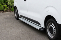 Citroen Jumpy/Dispatch 2017– Sidetrin Maya V2 (2 stk., aluminium) foto 1