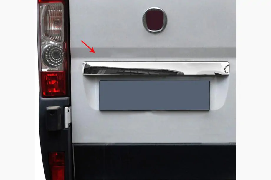 Peugeot Boxer 2006–2025 Kromliste over nummerplade (rustfrit stål) Image