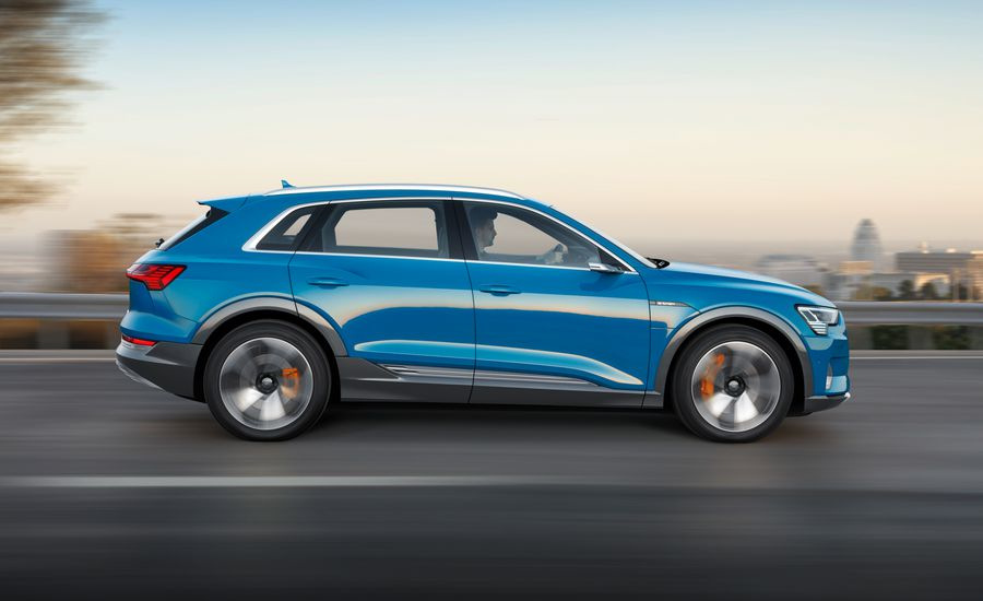 Elektriske Audi e-tron: ny crossover fra tyske Audi