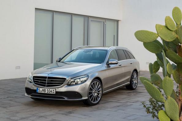 Test af opdateret Mercedes-Benz C-class stationcar i 4. generation