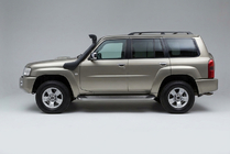 Nissan Patrol Y61 1997–2011 Sidetrin Maydos V2 (2 stk., aluminium ↗ rustfrit stål) foto 1