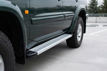 Nissan Patrol Y61 1997–2011 Sidetrin Maya V2 (2 stk., aluminium) foto 1
