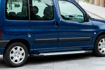 Peugeot Partner 1996–2008 Sidetrin Allmond Grey (2 stk., aluminium) foto 1