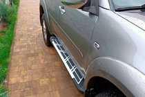 Mitsubishi Pajero Sport 2008–2015 Sunrise sidetrin (2 stk., aluminium) foto 1