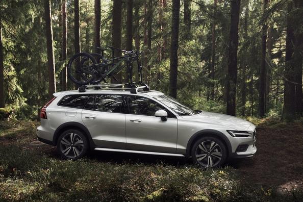 Anden generation af Volvo V60 Cross Country terrænstationcar