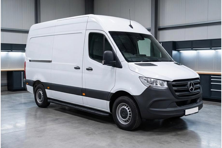 Mercedes Sprinter W907/W910 2018– Bosphorus Black sidetrin (2 stk., aluminium) Image
