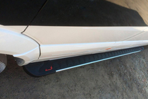 Mercedes Sprinter W907/W910 2018– RedLine V1 sidetrin (2 stk., aluminium) Lang/Ekstra lang foto 1