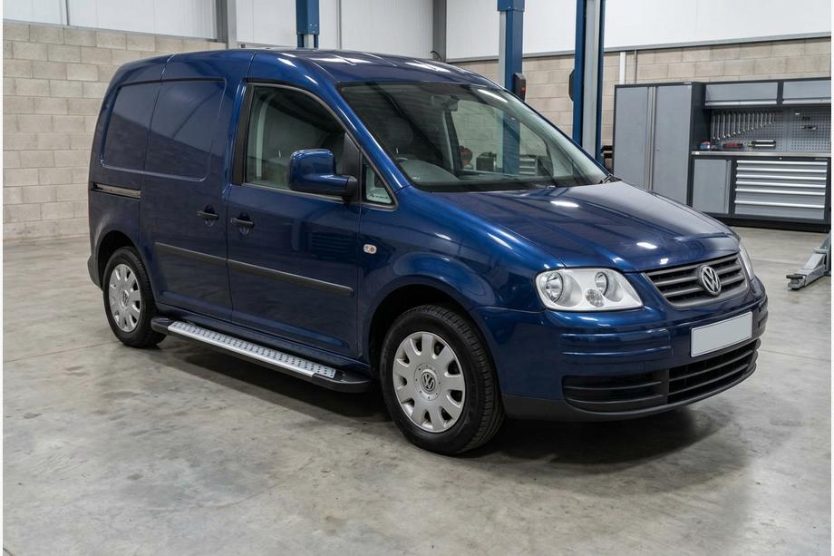 Volkswagen Caddy 2004–2010 Sidetrin Allmond Grey (2 stk., aluminium) Maxi hjulbase Image