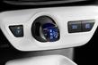 Fjerde generation af den hybride hatchback Toyota Prius foto 5